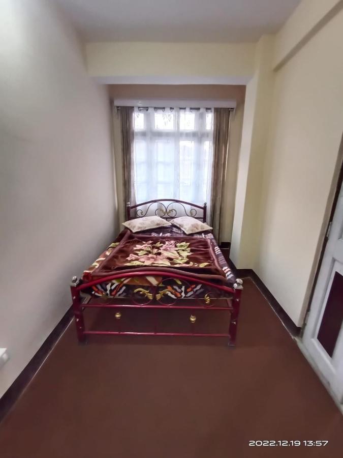 דרג'ילינג Dukeraj Homestay מראה חיצוני תמונה