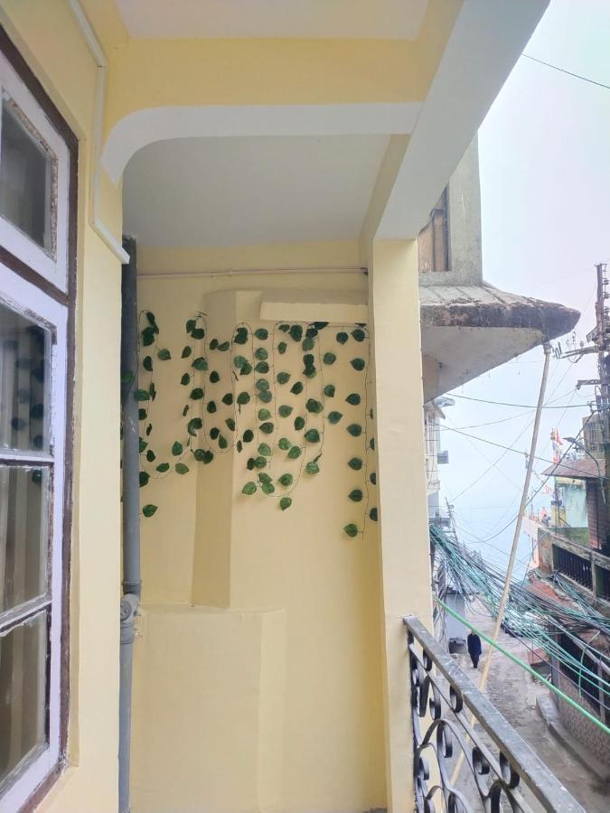 דרג'ילינג Dukeraj Homestay מראה חיצוני תמונה